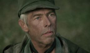 Železný kříž, Velikáni filmu... James Coburn
