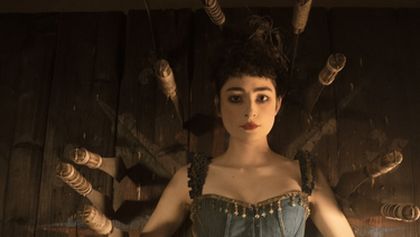 Slečna Scarletová a Vévoda III (2)