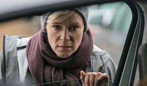 Dicte - kriminální reportérka III (1, 2/10)