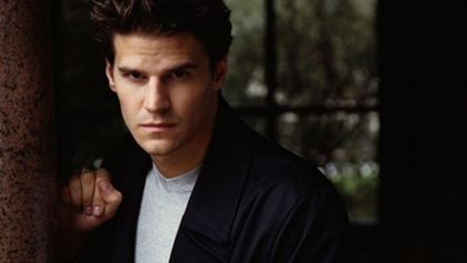 Buffy, přemožitelka upírů I (2/12)