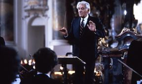 Bernstein řídí Haydnovu válečnou mši