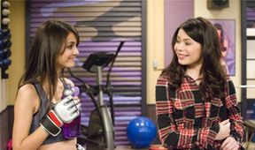 iCarly II (12/23)