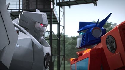 Transformers: Pozemská jiskra (14)