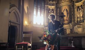 Jiří Bárta hraje Bachovy Suity pro violoncello