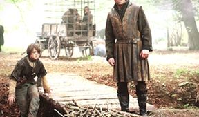 Hra o trůny II (2)