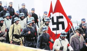 Hitler: Vzestup zla (2/2)