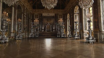 Skvostný nábytek ve Versailles