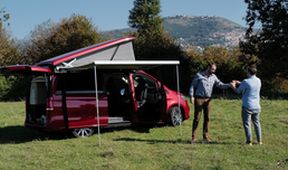 Manu a Matěj na cestě z Říma na ostrov Capri (2/10)