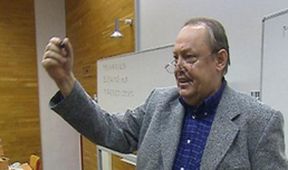 Pavel Tománek, profesor nanotechnolog
