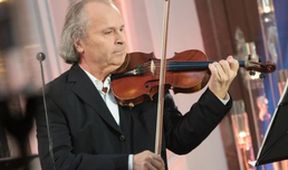 Múzy Václava Hudečka, Klobouk dolů