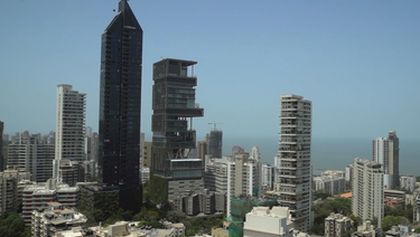 Mumbaí: pekelná megapole, Dokumentární klub