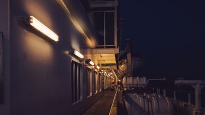 Vrazi na výletní lodi II (3)