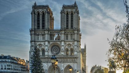 Notre-Dame znovu otevřena, Speciál ČT24