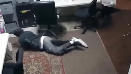 Moje podivné zatčení II (17)