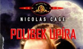 Polibek upíra