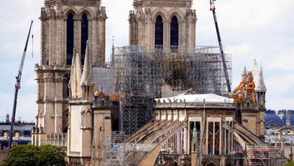 Znovuzrození Notre-Dame v Paříži