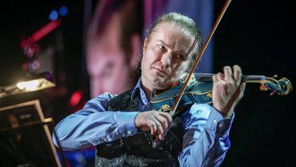 Pavel Šporcl: Vánoce na modrých houslích - Generali tour 2017, Rok české hudby