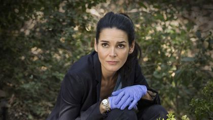 Rizzoli and Isles: Vraždy na pitevně IV (4/16)