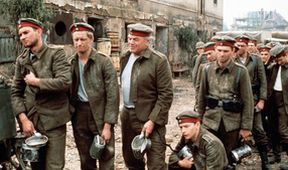 Na západní frontě klid, Velikáni filmu... Ernest Borgnine