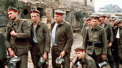 Na západní frontě klid, Velikáni filmu... Ernest Borgnine