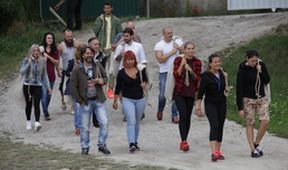 Návštevníci (2)