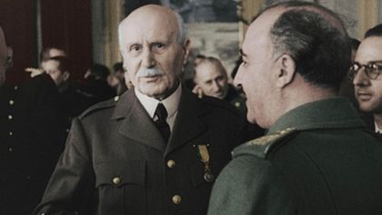 Apokalypsa: Hitler míří na východ (1)
