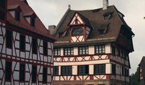 Albrecht Dürer: tajemství autoportrétu, Klobouk dolů