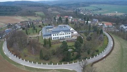 Krajinou domova (3/8)