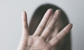 Zneužití tváře v pornografii: Budete to příště Vy?, Dokumentární klub