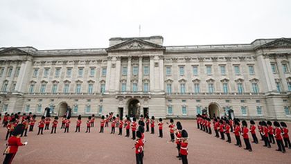 Tajemství britských královských paláců (3/8)