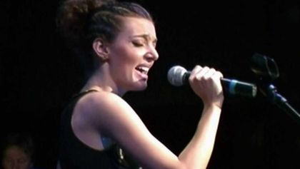 Dasha - několik podob, Klobouk dolů