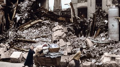 Nejdůležitější události 2. světové války v barvě II, Mýty a fakta historie