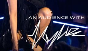 Kylie Minogue v Royal Albert Hall 2023, Pop-rockové pódium