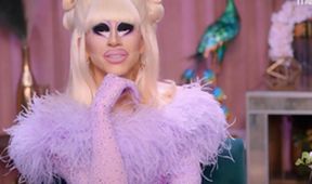 Motel Trixie: Královna transformace (1)