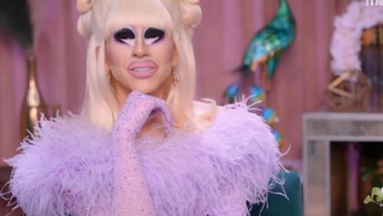 Motel Trixie: Královna transformace (1)