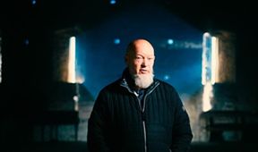 Glastonbury, legenda pokračuje, Je nám ctí... Glastonbury – 55 let