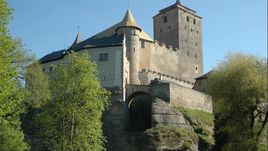 Krajinou příběhů českých hradů známých i neznámých (2/9)