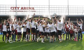 Do neba a do pekla: Spartak Trnava (1)