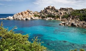 Sardinie, krásná ostrovanka, Kamera na cestách