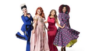 Svatební šaty od drag queen (1)