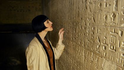 Pyramidy a skryté hrobky