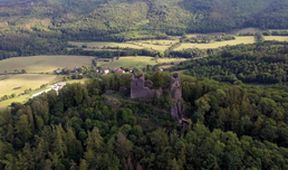 Krajinou příběhů českých hradů známých i neznámých III (1/10)