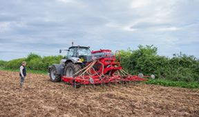 Clarksonova farma I (3)