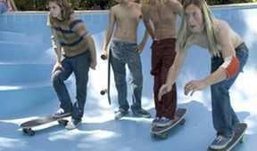 Legendy z Dogtownu, Kino Art