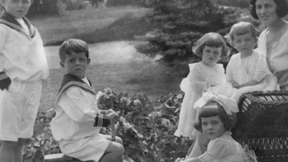 Kennedyovi: Fatální ambice, Mýty a fakta historie (2/2)