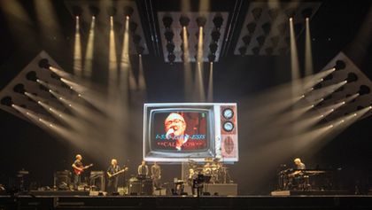 Genesis: The Last Domino?, Týden dárků