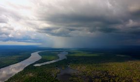 Nespoutaná obloha (1)