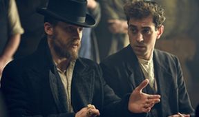 Peaky Blinders - Gangy z Birminghamu (12)