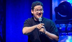Chris Tall "LAUGH STORIES"