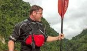 Steve Backshall: dobrodružství na řece Baliem (2)